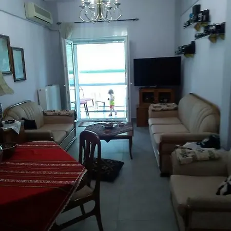 Anastasia Downtown Flat Apartment Larissa
